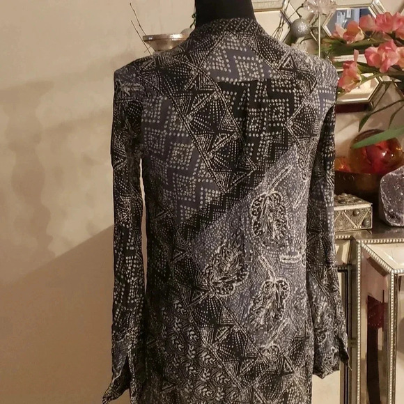 Bcbg Maxazaria silk tunic size XS NWOT - Picture 5 of 7